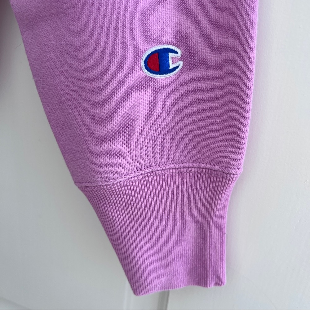 LIKE NEW Champion Pink Sweatshirt - Picture 4 of 5